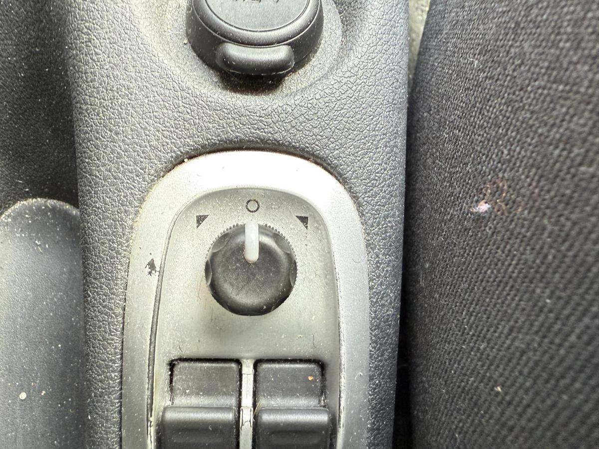 Peugeot 206+ original Außenspiegel links elektrisch verstellbar KKN Rot Aden BJ11